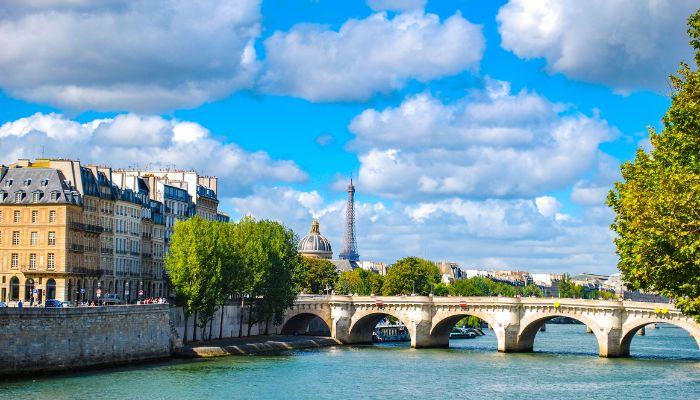 The longest bridges in Europe  - Le Pont Lezira 