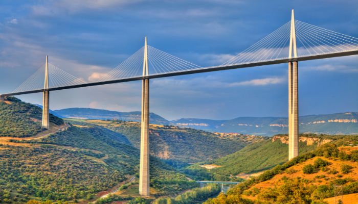 The longest bridges in Europe  - Viaduc de Millau