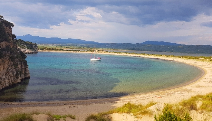 The most beautiful beaches in Greece - La plage de Voidokilia