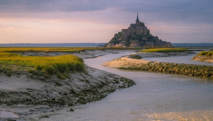 The largest monasteries in the world - La Mont Saint Michel